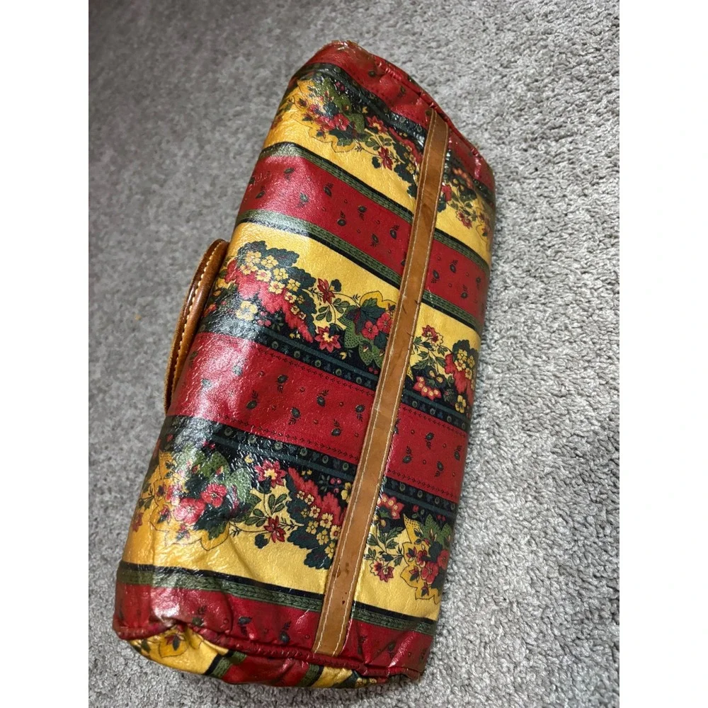 N/A vintage satchel